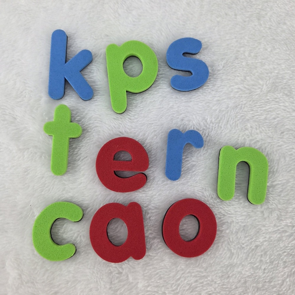 Cranium Balloon Lagoon 2004 Letter Lake 10 Magnetic Letters Replacement Set